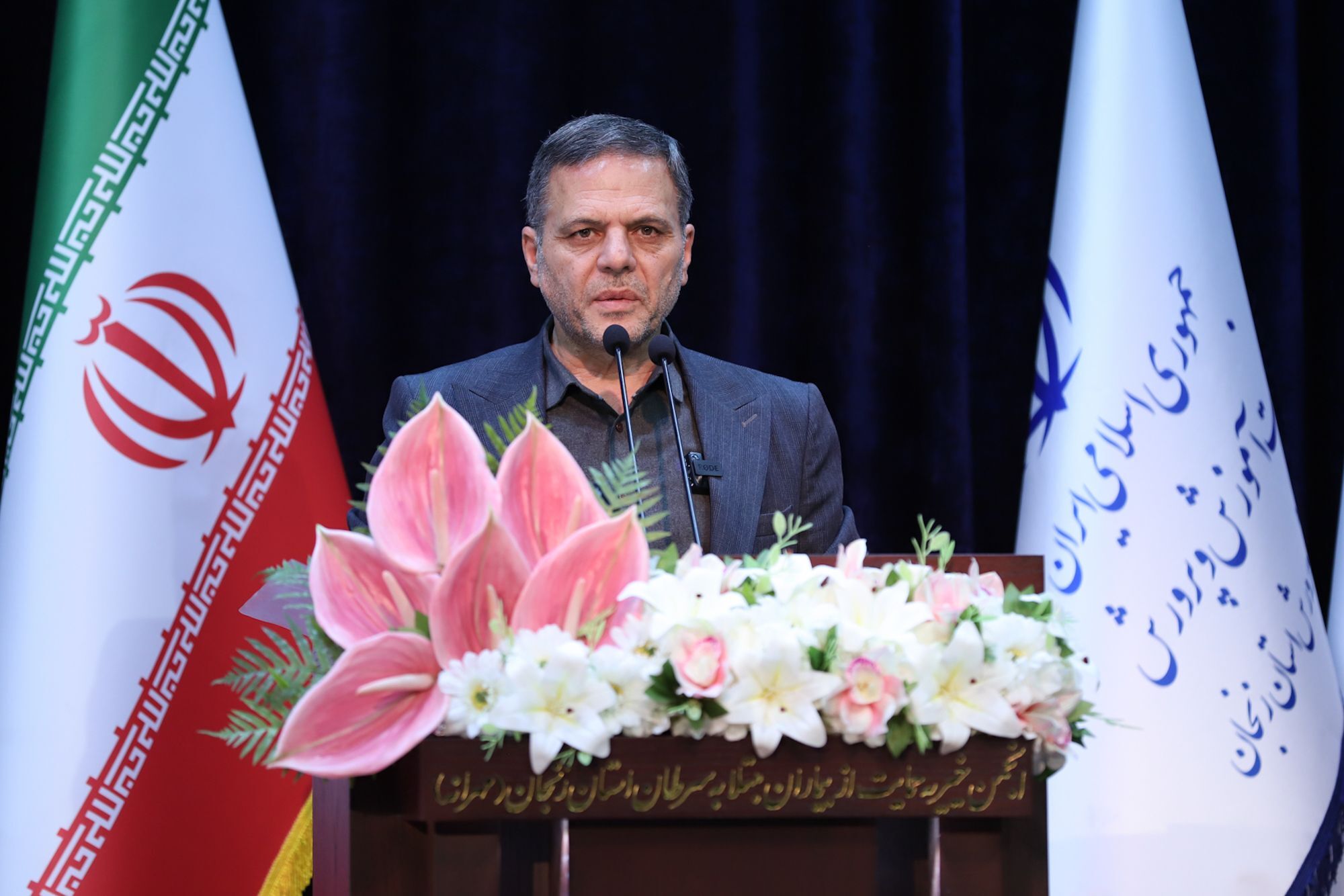 معلمان از مهم‌ترین سرمایه‌های اجتماعی کشور هستند