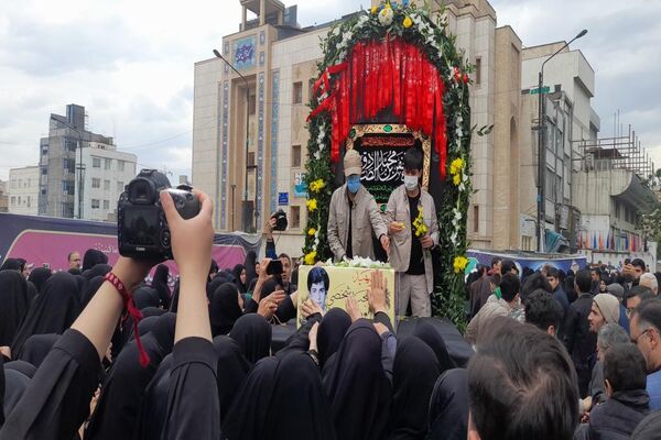 تشیع پیکر شهید مجید شخصی در مشهد