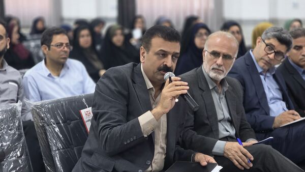 جلسه فصلی مدیران مدارس ابتدایی قائمشهر