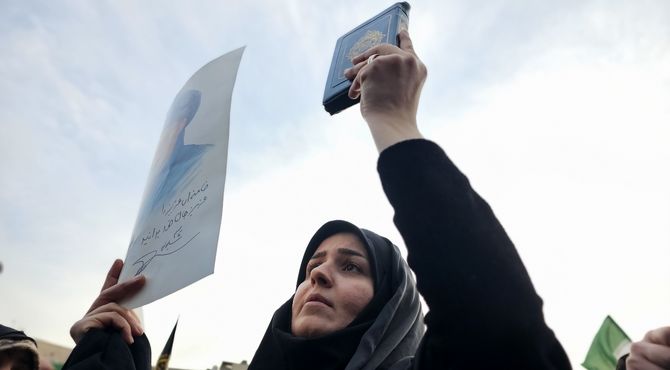 ملت ایران در 22 دی روزی تاریخی آفریدند