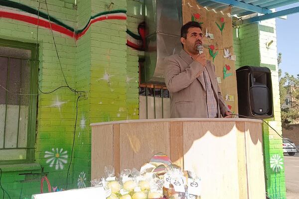  جشن شکوفه‌ها در قرچک