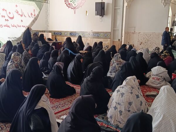 نماز جمعه در شهرستان کاشمر 