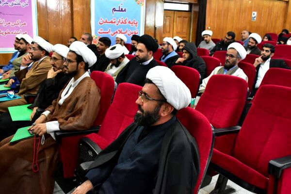 کارگاه توانمندسازی طلاب طرح امین و ائمه جماعات روحانی 