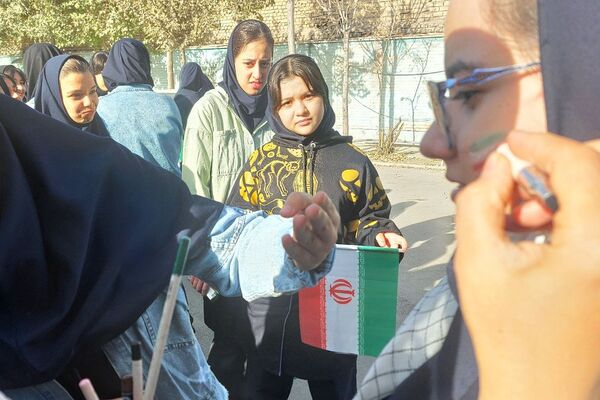 برگزاری صبحگاه‌ در کهریزک با برنامه‌های متنوع