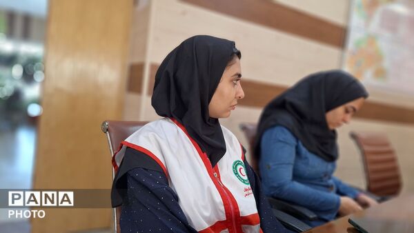 تشریح برنامه‌های امدادی و آموزشی هلال احمر تویسرکان