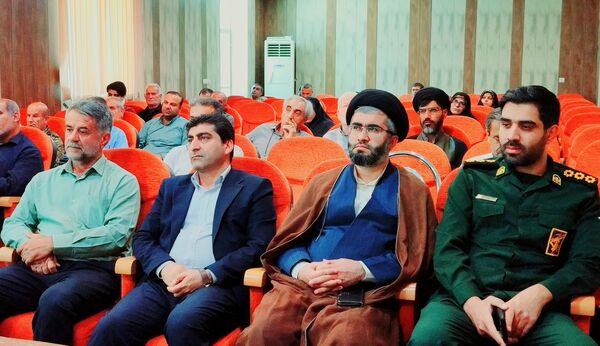 نشست مبلغان‌ و هیات‌های عزاداری شهرستان لنده در آستانه ماه محرم