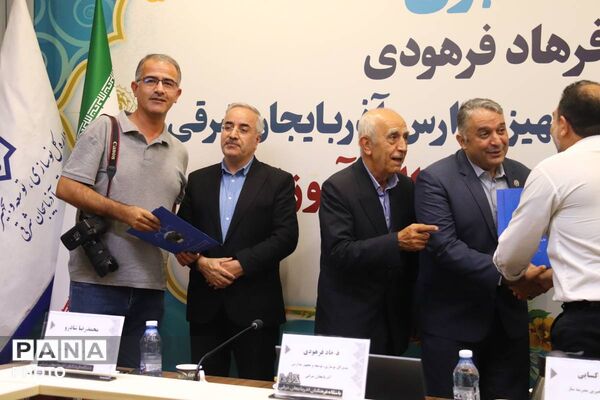 نشست خبری مدیرکل نوسازی، توسعه و تجهیز مدارس آذربایجان‌شرقی 