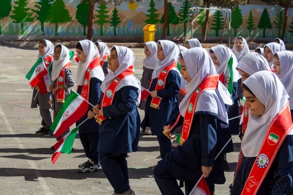 برگزاری همایش یاوران انقلاب، پیشتازان مقاومت در شهرستان محلات