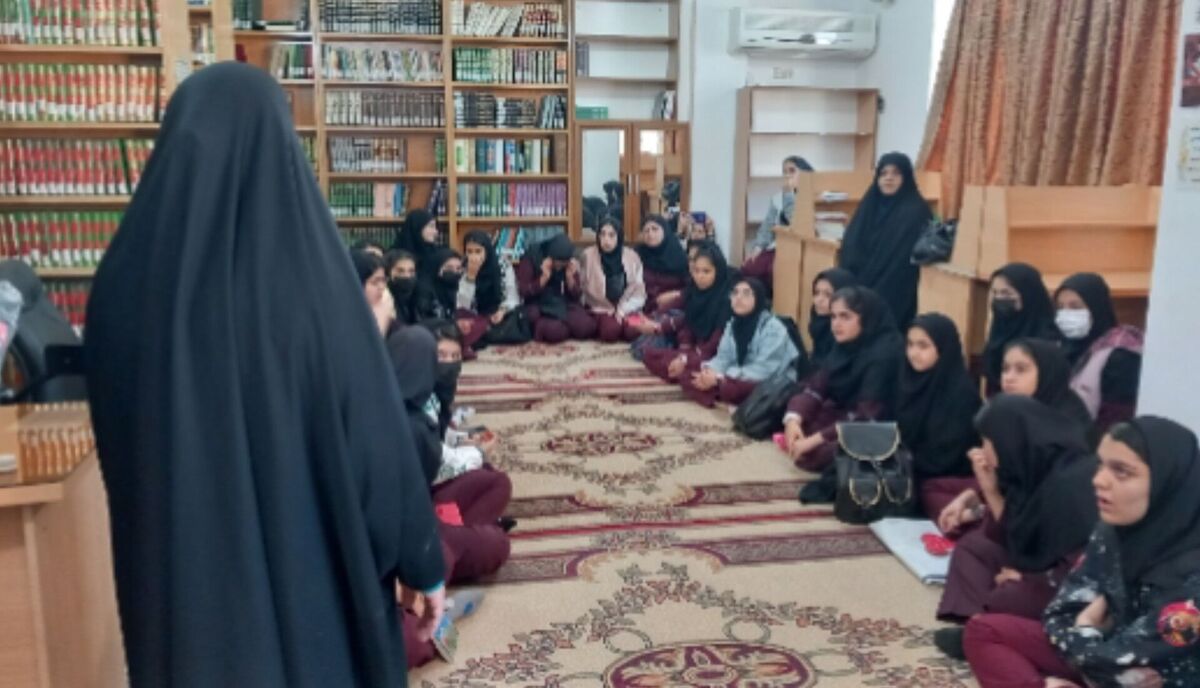 حوزه علمیه حضرت فاطمه (س) کانون علوم دینی بانوان در آمل