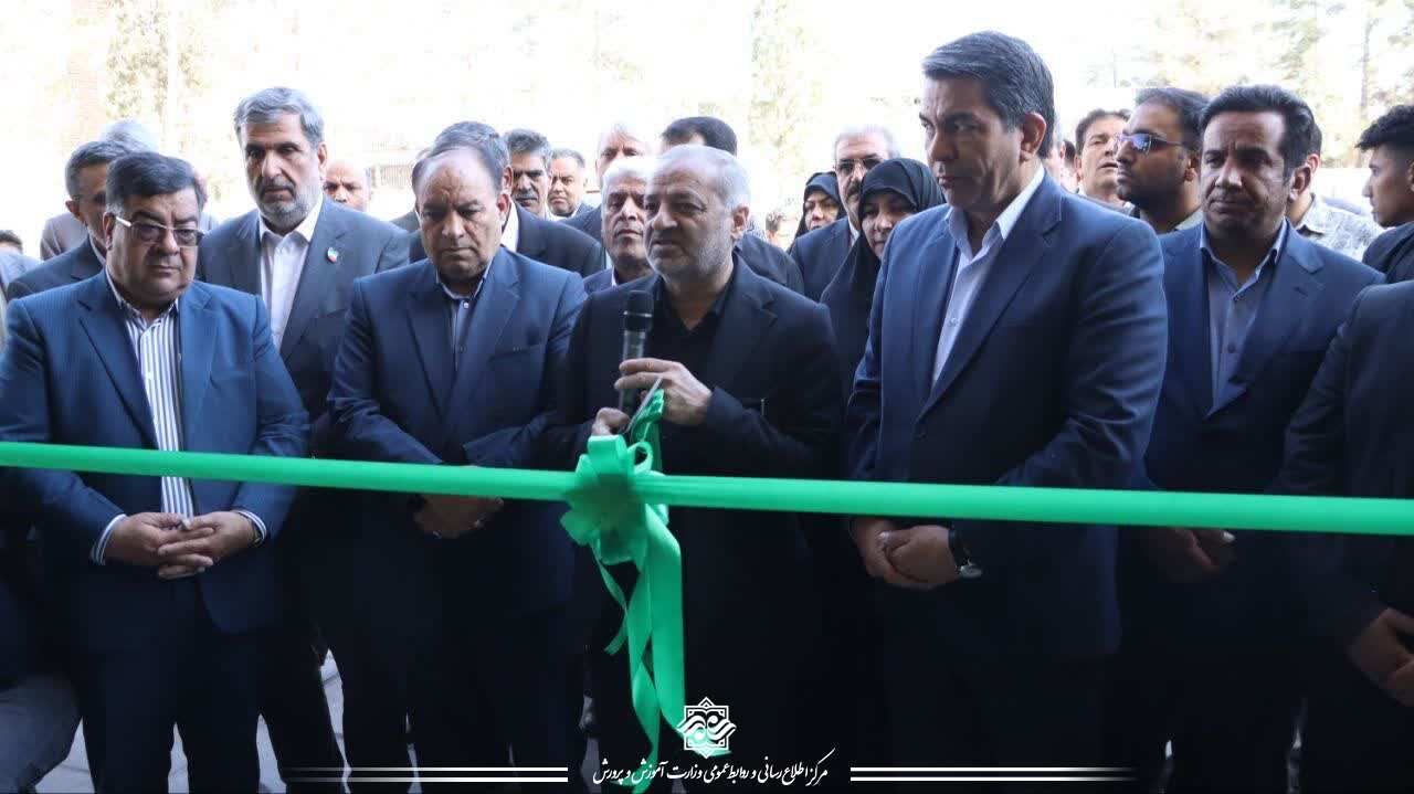 دبستان ۱۲ کلاسه خیرساز حافظ در کرمان افتتاح شد