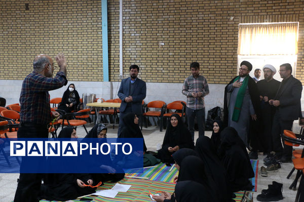 دوره تربیت مربیان ارشد سازمان دانش‌آموزی استان قم