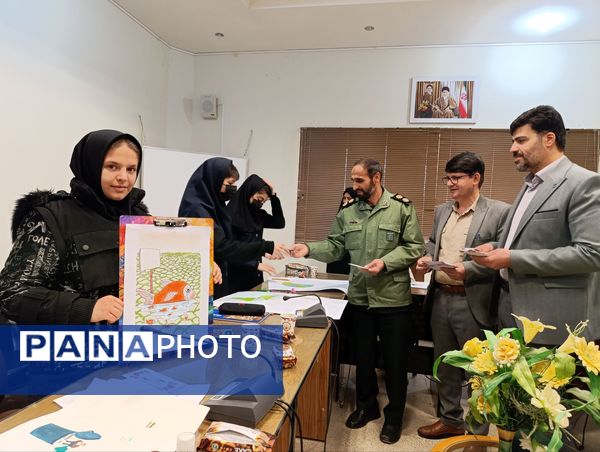 گردهمایی دانش‌آموزان هنرمند کبودرآهنگ در قالب «پرسش مهر»