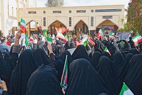 پیمان معلمان جیرفت با رهبر جدید