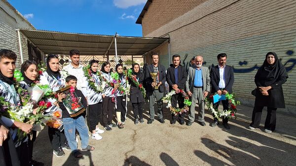 درخشش دختران فارسان بر قله مینی‌فوتبال کشور