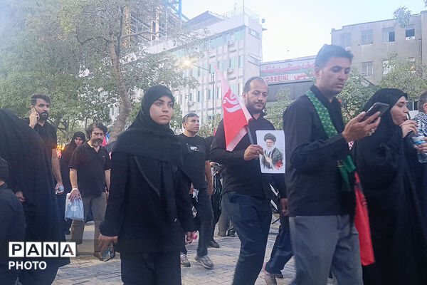 وداع باشکوه با خورشید در شهر خورشید؛ مشهد یکپارچه در سوگ