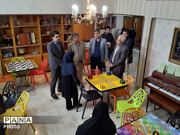 ورکشاپ هنری" نقش آفرین باش" کانون فرهنگی تربیتی ۱۵ خرداد ناحیه سه مشهد