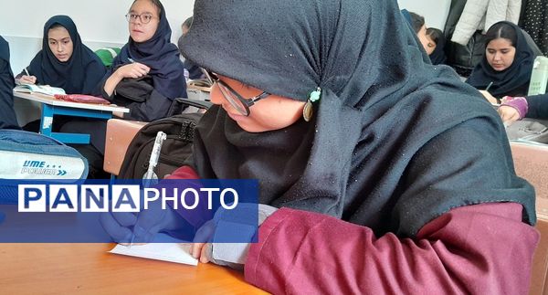  برگزاری انتخابات شواری دانش‌آموزی دبیرستان 13 آبان ناحیه یک کرج