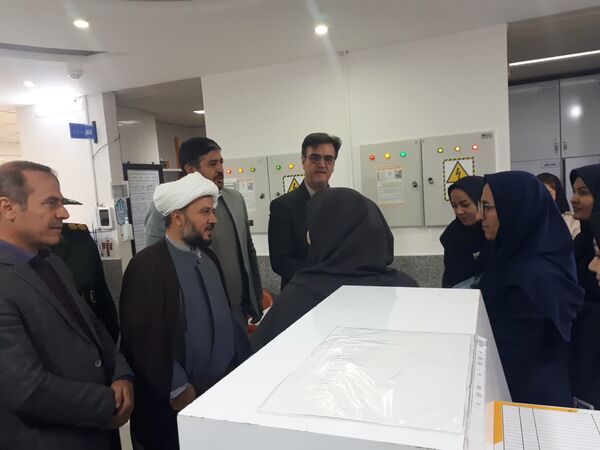 دیدار فرماندار آشخانه با پرستاران بیمارستان پورسینا