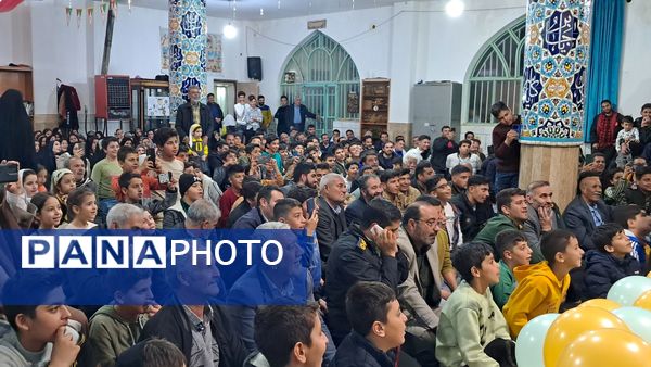 جشن میلاد امام زمان(عج) و گرامیداشت دهه فجر در مسجد بقیة الله شوراب صغیر