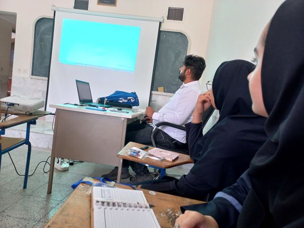 برگزاری اردوی آموزشی خبرنگار دانش‌آموزان منطقه افشار