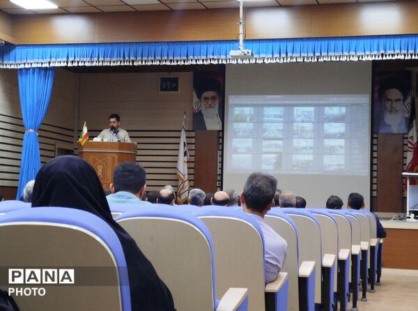 نشست مدیران آموزش و پرورش شهرستان بناب با محوریت آغاز سال تحصیلی جدید
