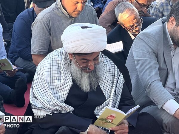 دعای عرفه در امامزاده  شهرک ینگی امام ساوجبلاغ 