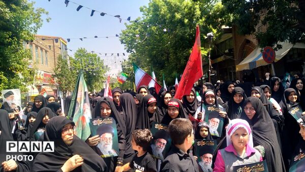 سراب؛ هم‌صدا با تهران در وداع با قائد شهید