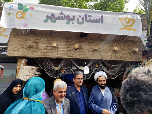 بازدید معاون پرورشی و فرهنگی وزارت آموزش و پرورش از نمایشگاه دستاوردهای کانون‌های فرهنگی تربیتی استان بوشهر