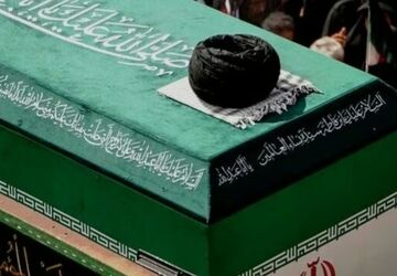 بدرقه مردی از تبار ایستادگی