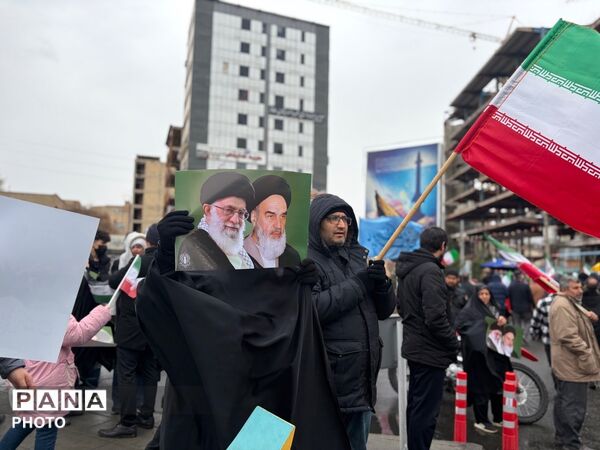 حضور پرشور مردم کرج در راهپیمایی روز قدس