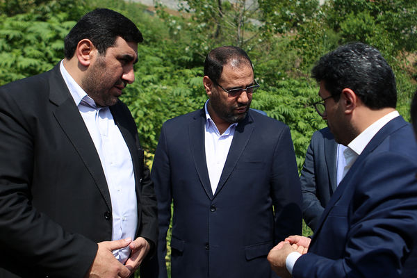 بازدید نماینده دولت و وزیر آموزش و پرورش از پروژه‌های عمرانی شهرستان سوادکوه