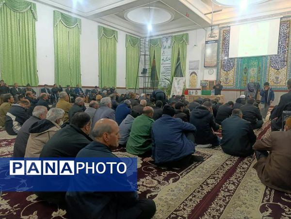  مراسم وداع با پیکر شهید جواد حسن زاده در مسجد امام علی(ع)