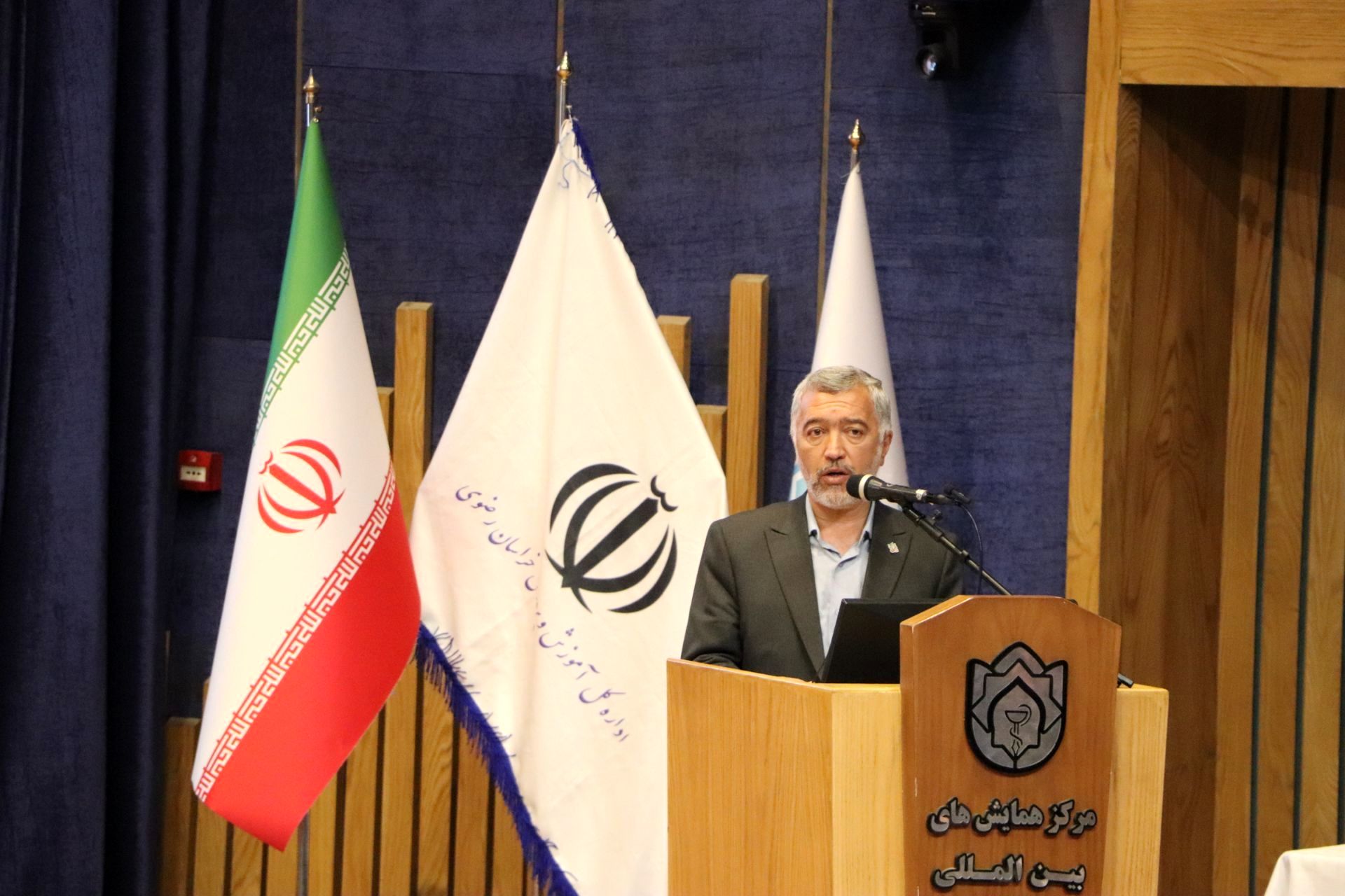 مدرسه تراز جایی است که تربیت و یادگیری با کیفیت و مسئولیت‌پذیری جریان دارد