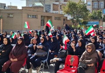 زنگ مدرسه، زنگ مقاومت؛ آغاز سال تحصیلی با یاد شهدا