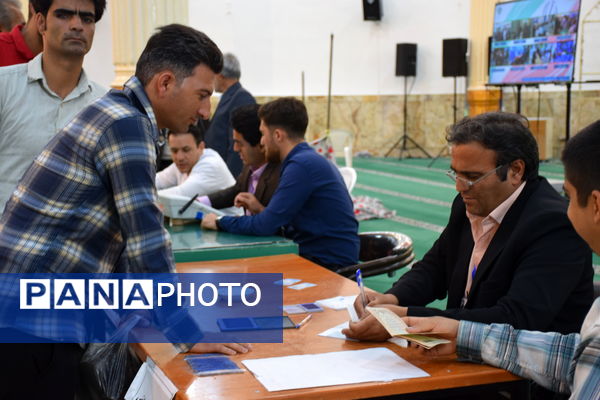 حضور پرشور حماسه سازان نهم دی در چهاردهمین دوره انتخابات ریاست جمهوری 