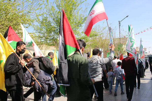 اعلام همبستگی مردم قم با فلسطین در راهپیمایی روز جهانی قدس