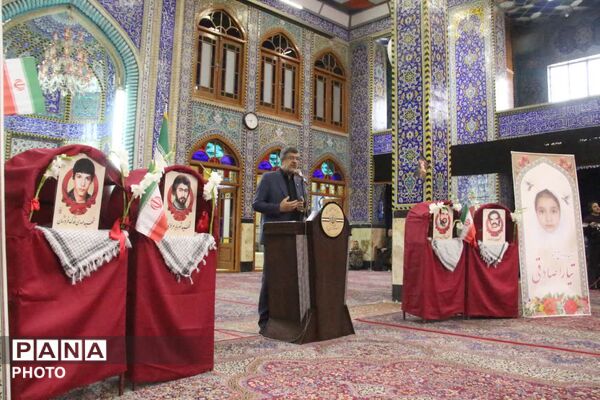 گرامیداشت روز دوازدهم فروردین در مسجد حظیره یزد
