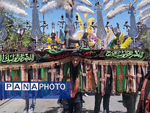 مردم مشهد در سوگ شهادت امام جواد(ع)