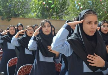 زنگ بازگشایی مدارس، زنگ روشنایی و مقاومت در بهارستان‌دو