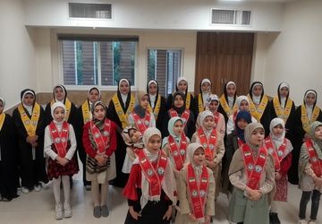 اجرای سرود هلهله فرشته‌ها  توسط گروه سرود سازمان دانش‌آموزی استان اصفهان به‌مناسبت  عید غدیر خم