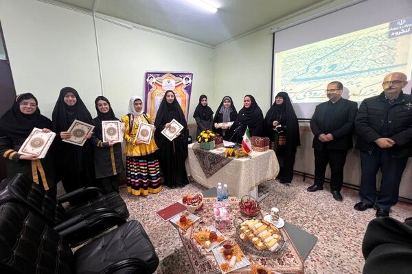 بزرگداشت بزرگان علم وادب، سبب رونق بخشی هویت ملی می‌شود 