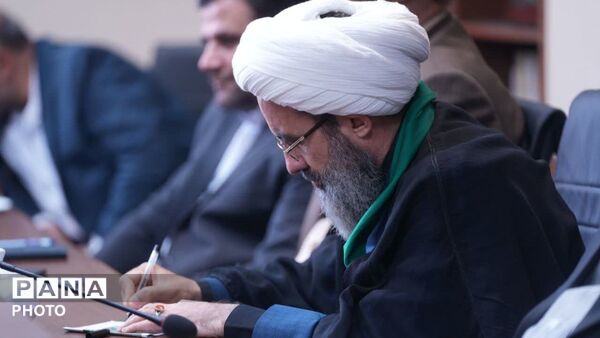 تجلیل از اعضای شوراهای اسلامی شهرستان فردیس