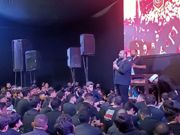 مراسم شب عاشورا در هیئت محبان ابوالفضل نیشابور 