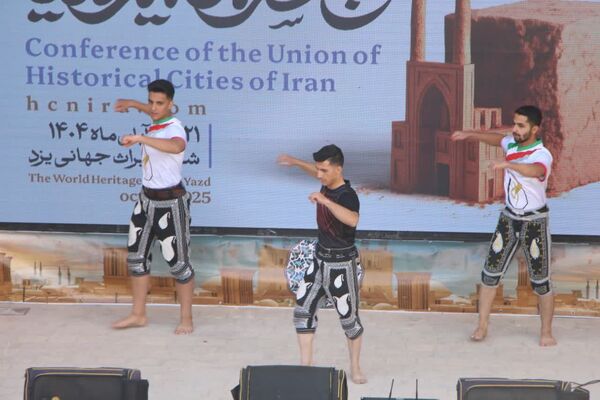 نشست خبری دومین اجلاس مجمع شهرهای تاریخی ایران در یزد 