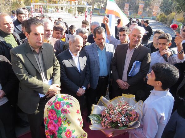کلنگ زنی نمازخانه مدرسه پسرانه تیزهوشان بجنورد