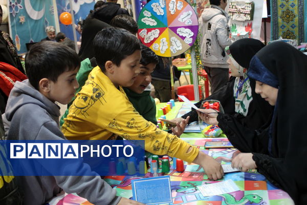  حال هوای غرفه وزارت آموزش و پرورش در سی و دومین نمایشگاه بین‌المللی قرآن کریم 