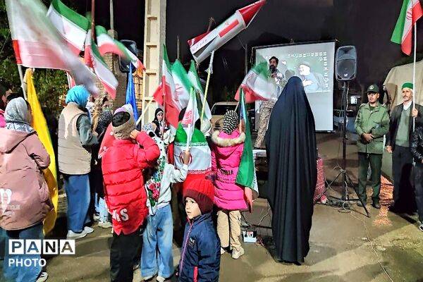 مقاومت در خیابان‌های شهر بار ادامه دارد