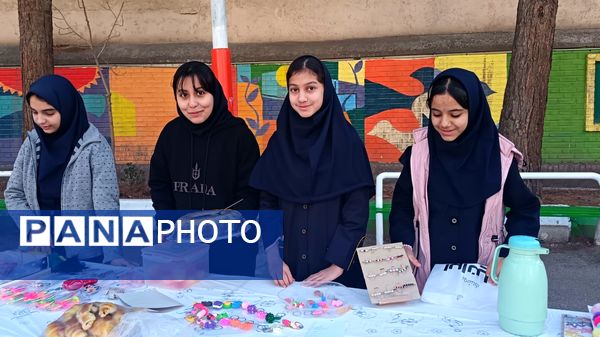 بازارچه کار و فناوری در دبیرستان کوثر فرهنگیان