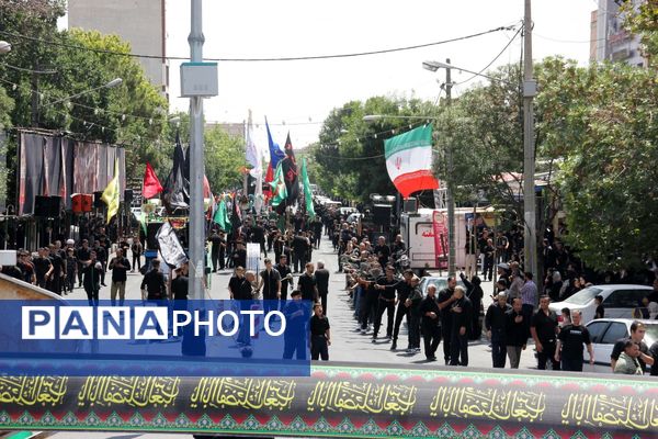 عزاداری مردم سلماس در سومین روز شهادت امام حسین (ع)