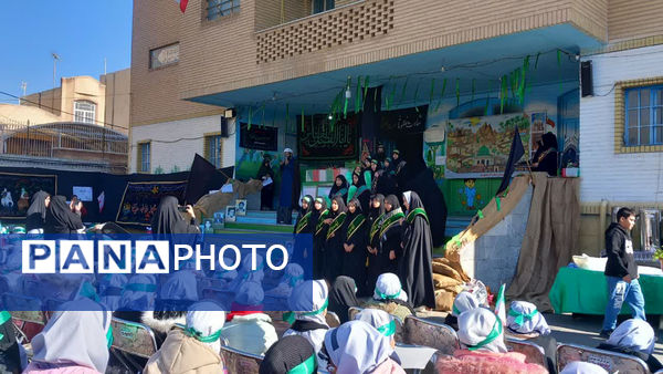 انس و ارادت دانش‌آموزان مدارس ناحیه یک قم به شهید گمنام